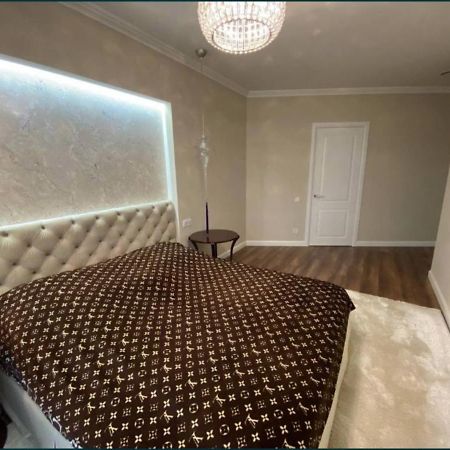 Lux 1-Bedroom Panoramic View Most City Center Area دنيبروبيتروفسك المظهر الخارجي الصورة